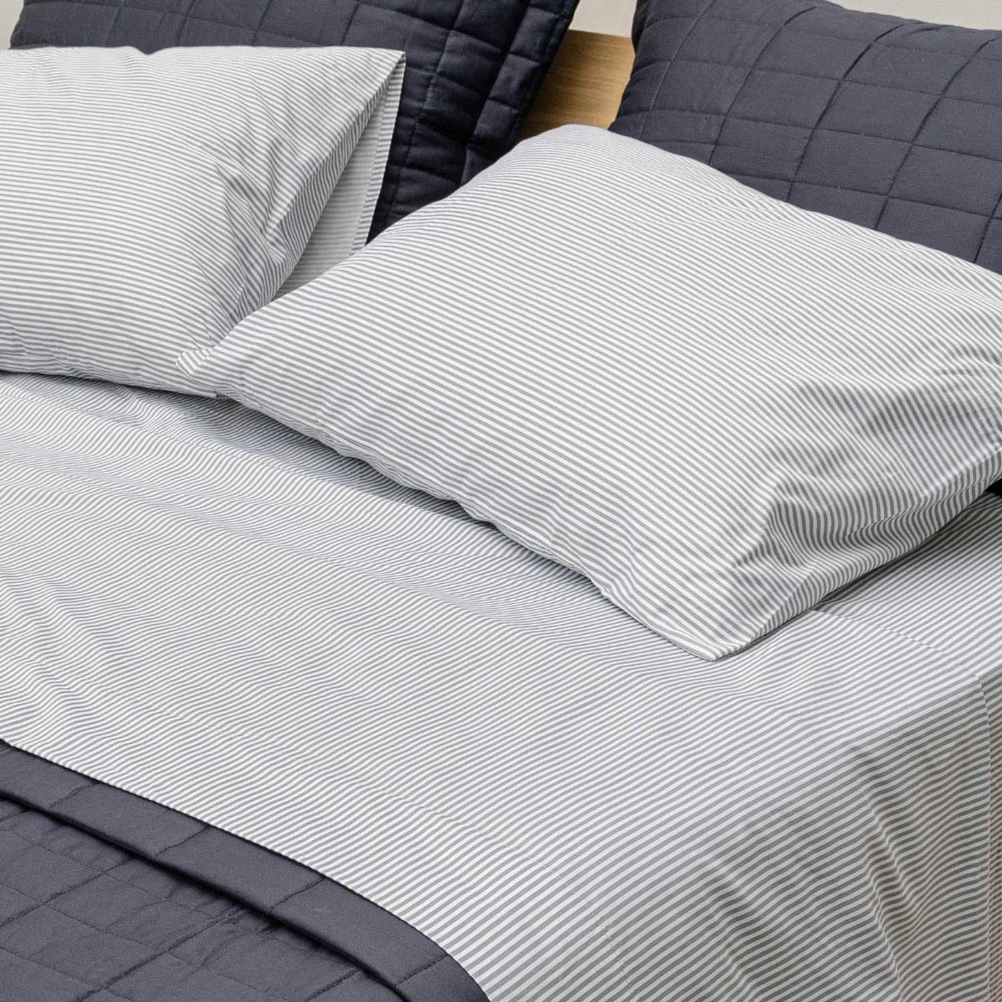 Stripe Grey